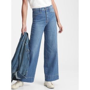 NWT GAP Sky High Wide Leg Jeans - Size 32